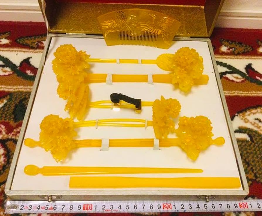 和装　花魁　櫛　簪　8点セット 蒔絵櫛 かんざしセット「赤色、桜に御所車 N92-016-A」和装 髪